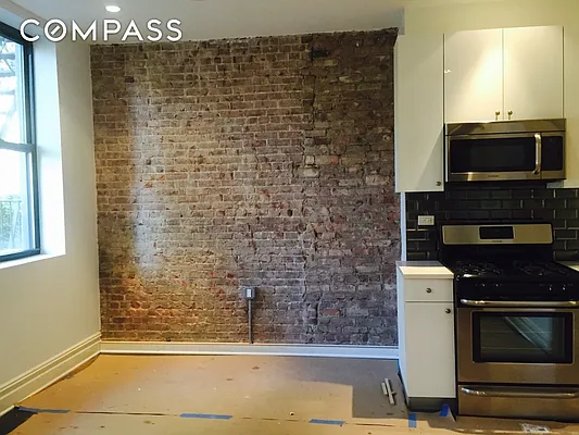 Rented by Compass | media 59