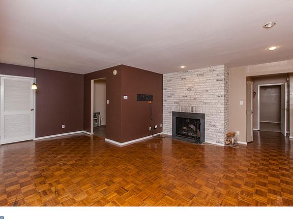 4th image of 4000 Gypsy Ln Unit 207