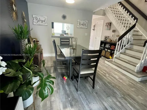 10026 Hammocks Blvd APT 202-6, Miami, FL 33196