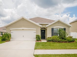 3402 San Moise Pl, Plant City, FL 33567