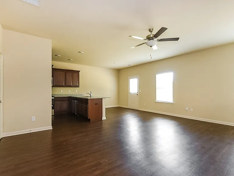 151 Innis Brook Cir — Photo 4