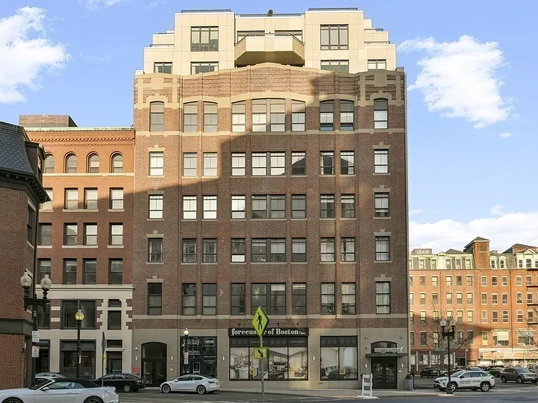 121 Portland St #202 — Photo 29