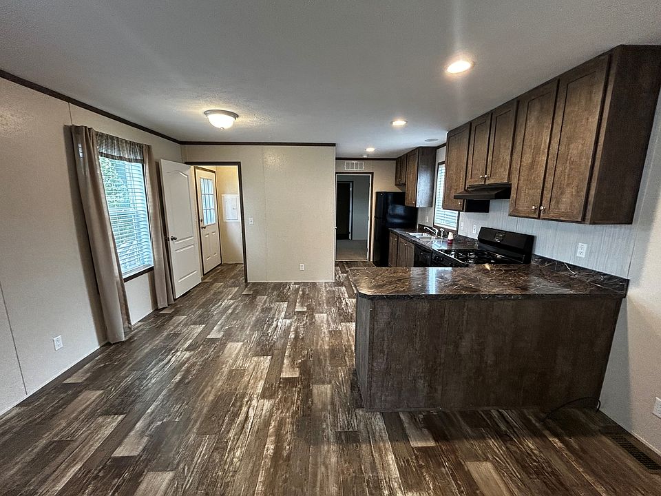5246 Bud Ln, photo 2