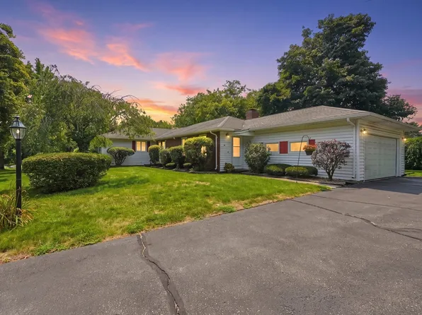 22 Williston Dr, Longmeadow, MA 01106