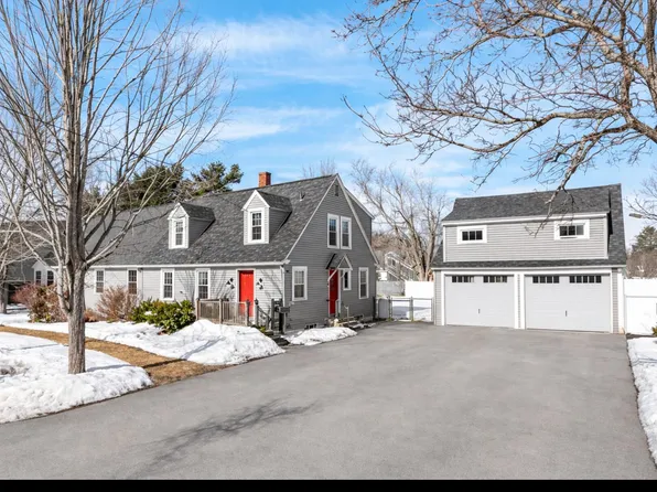 15 Fairfax Street, Bangor, ME 04401