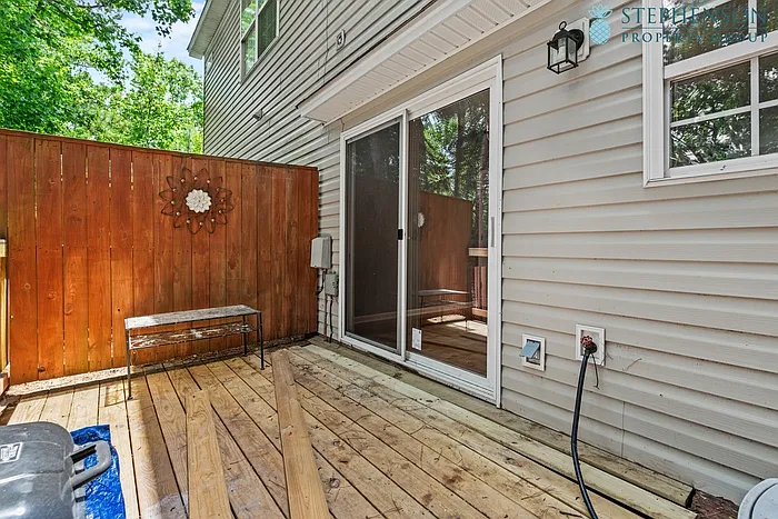 13 Crossbow Pl — Photo 23
