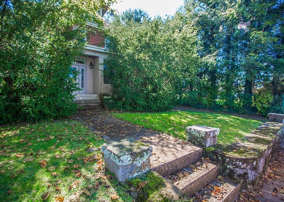 318 Park Ave, Beckley, WV 25801 Zillow