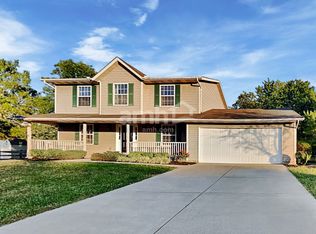 15 Churchill Manor Ct, Middletown, OH 45044