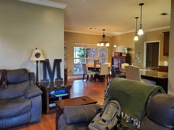 5th image of 110 Mandalay East Dr