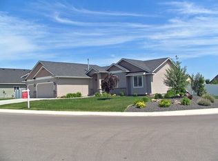 4136 E Chesapeake Dr, Nampa, ID 83686