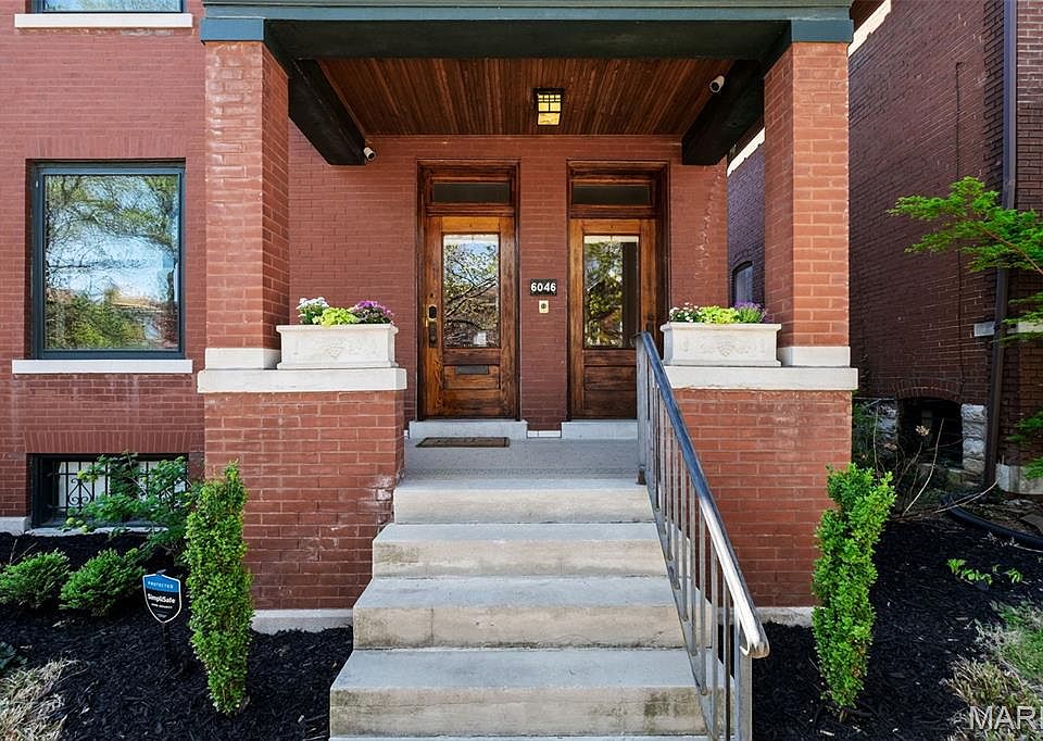 6046 Westminster Pl, Saint Louis, MO 63112 | Zillow