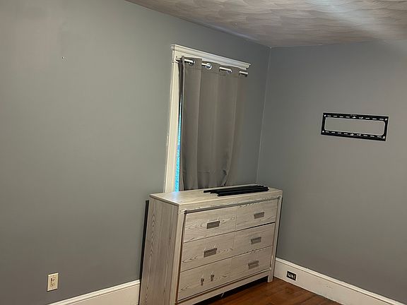 3rd image of 45 Read Ave #3R
