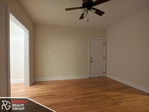 2nd image of 3640 N Pine Grove Ave #604
