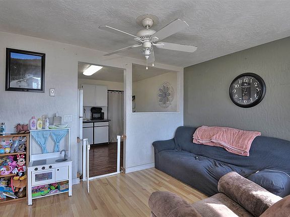 2nd image of 19109 E Alki Ave