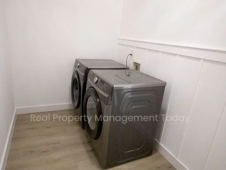 105 Lane Blvd NW — Photo 24