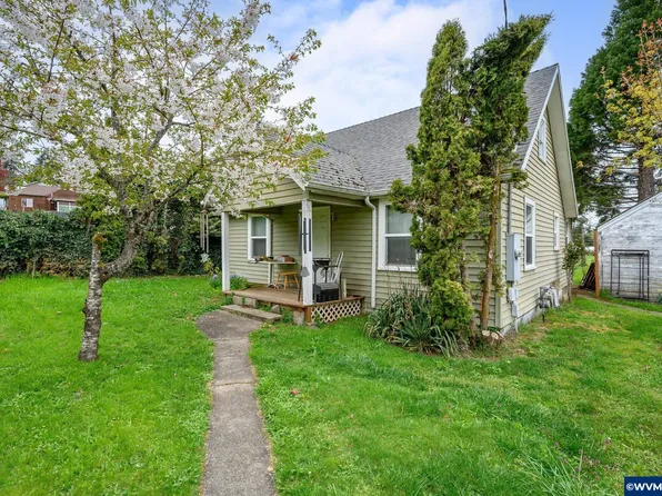 520 SW Hill Dr, Willamina, OR 97396