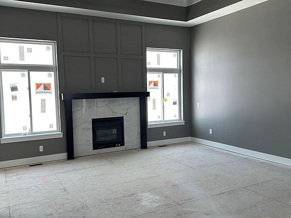 2nd image of 3855 Howland Rd