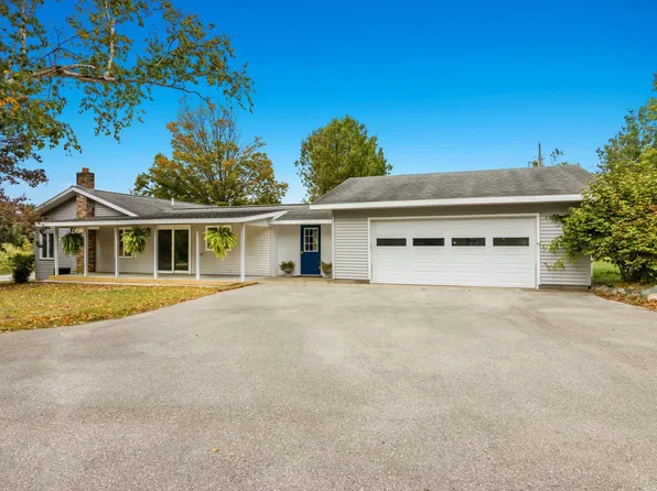 2262 W River Rd, Traverse City, MI 49696