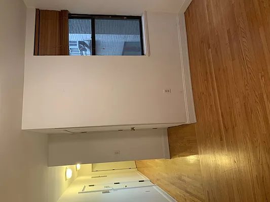 Rented by Flatiron Real Estate Advisors LLC | media 12