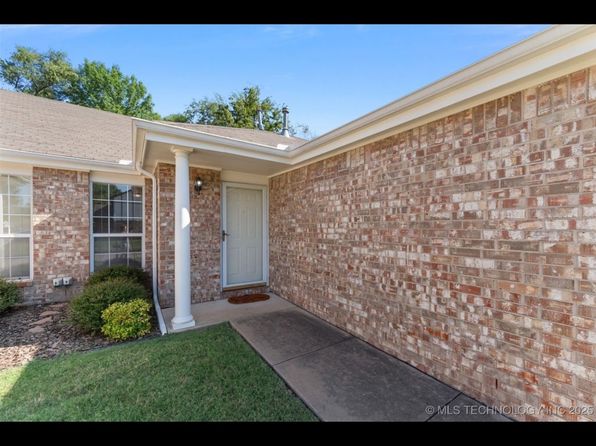 720 W El Paso St #720