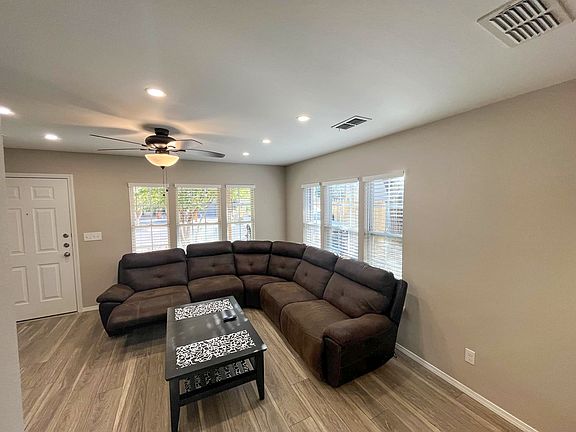 4th image of 2432 23rd St