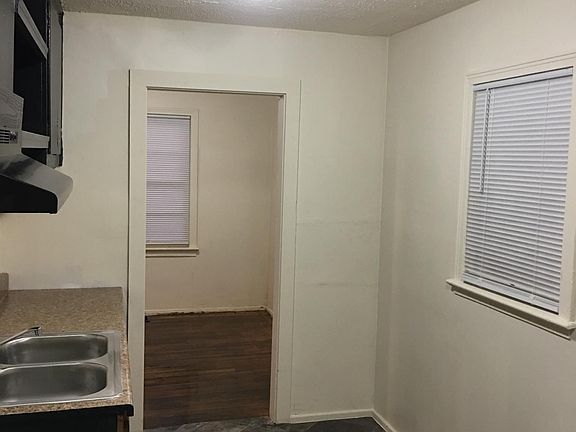5th image of 3624 Southland Dr