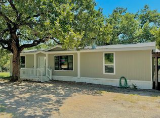 5730 Arrowhead Dr, Granbury, TX 76048