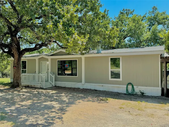 5730 Arrowhead Dr, Granbury, TX 76048