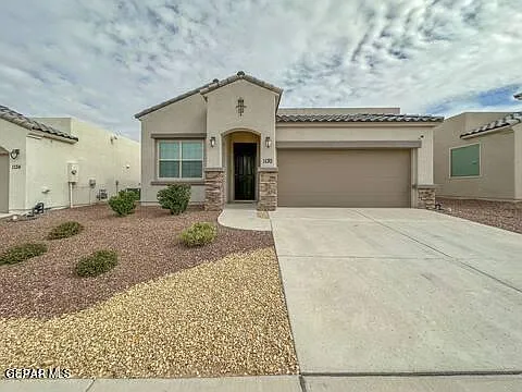 1130 Gaitan St Photo 1