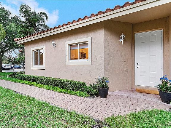 4th image of 5625 NW 125th Avenue #5625