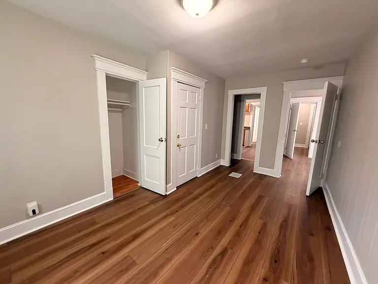 21 Sheffield Ave #3B — Photo 5