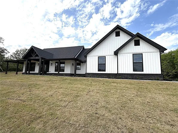 17102 Malico Mountain Rd, West Fork, AR 72774