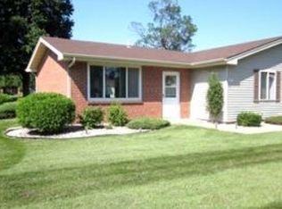 1001 S West Ct, Appleton, WI 54915