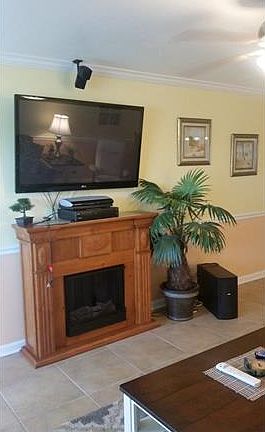 5th image of 6777 Winkler Rd #235