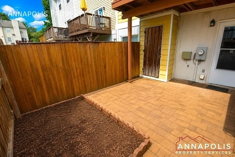 1438 Harwick Ct — Photo 21