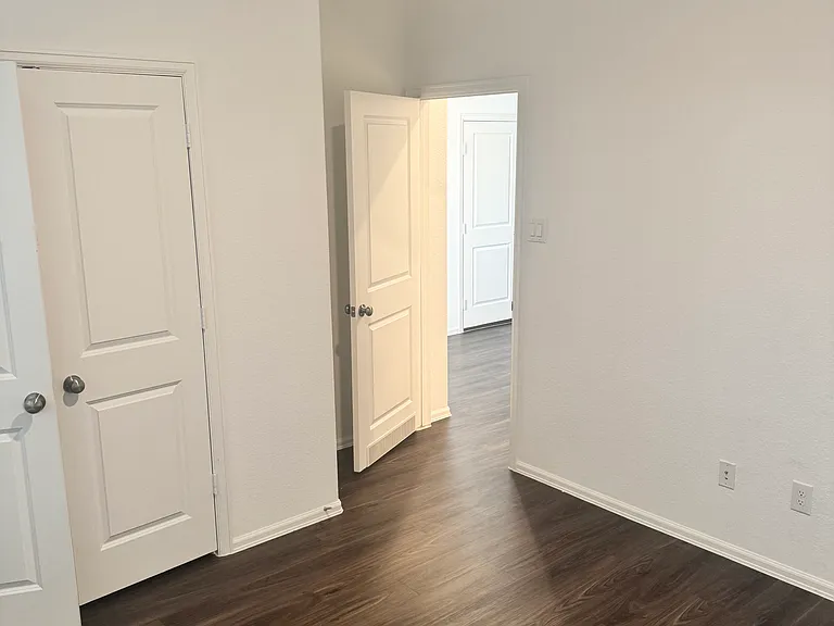 5307 Rushing Brook Ln — Photo 4