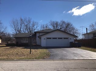 1561 Vincennes St, Crete, IL 60417