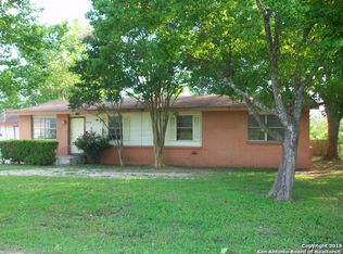5072 Crossover Rd, San Marcos, TX 78666