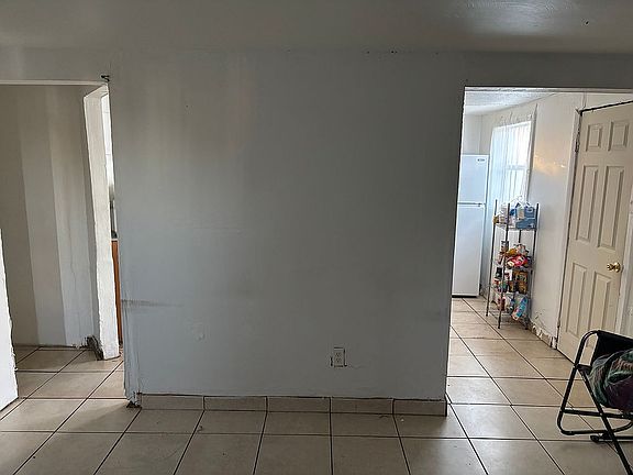 3rd image of 235 Jefferson Dr