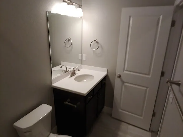 1042 Woodgate Ct — Photo 36