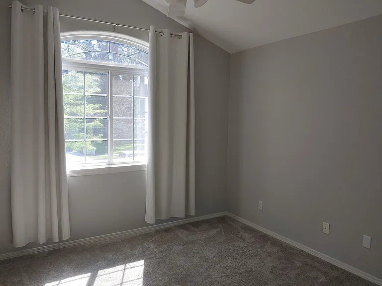 602 S Osprey Dr — Photo 32