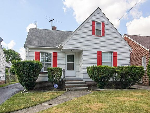 4th image of 13205 Saint James Ave