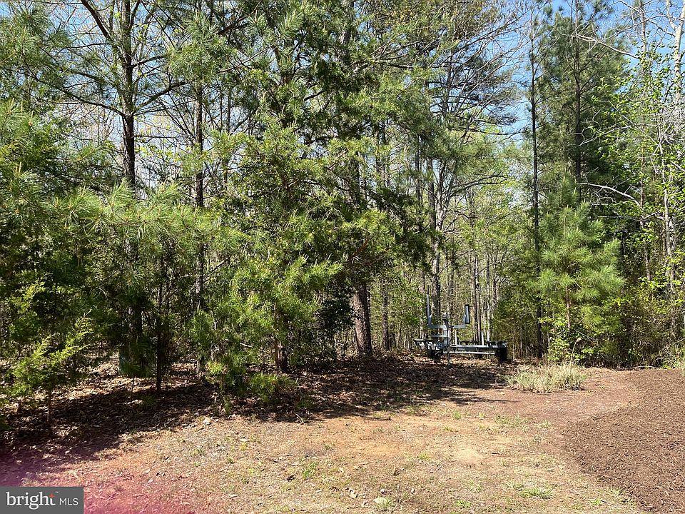 1st image of Oak Grove Dr