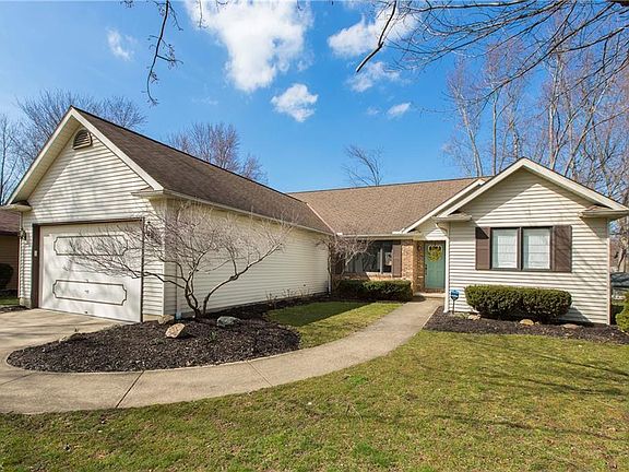 4th image of 29106 Fall River Dr