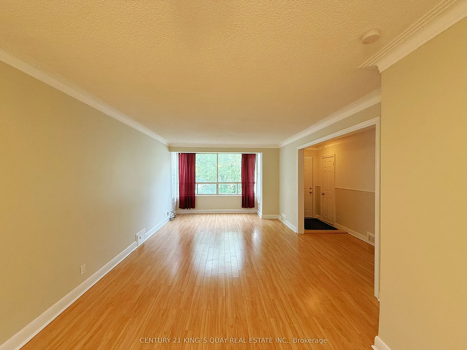 5 bed, $3,500 — Photo 3