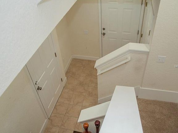 3rd image of 507 101st Ave N