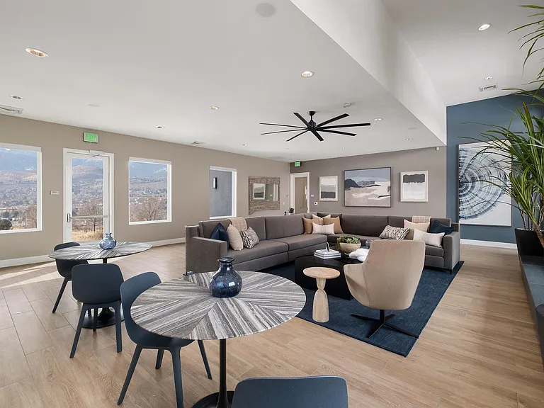 Indigo Apartments — Photo 22