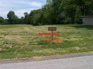 1742 Fountainbleu Dr, Worden, IL 62097