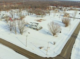 35047 S Cemetery Rd, Braidwood, IL 60408