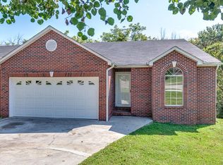 352 Creekview Ln, Knoxville, TN 37923